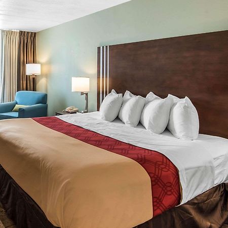 Econo Lodge Oak Grove-Blue Springs Екстериор снимка