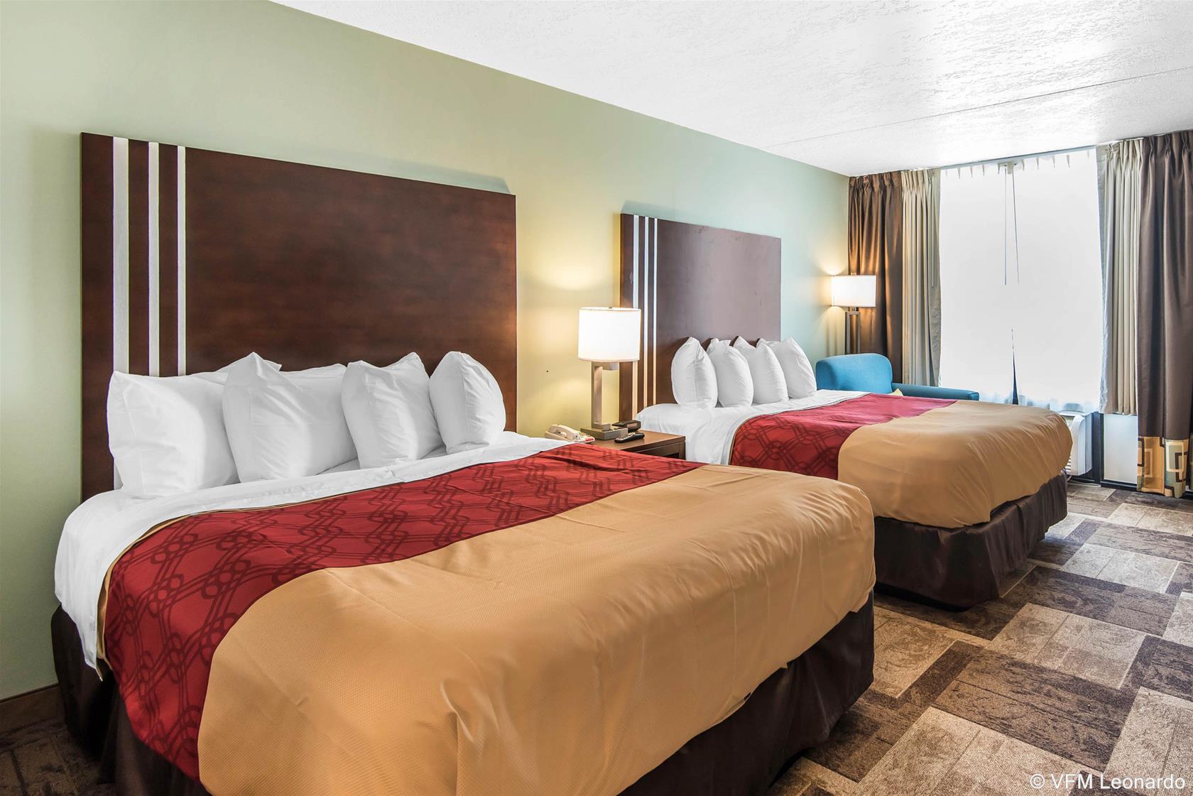 Econo Lodge Oak Grove-Blue Springs Екстериор снимка