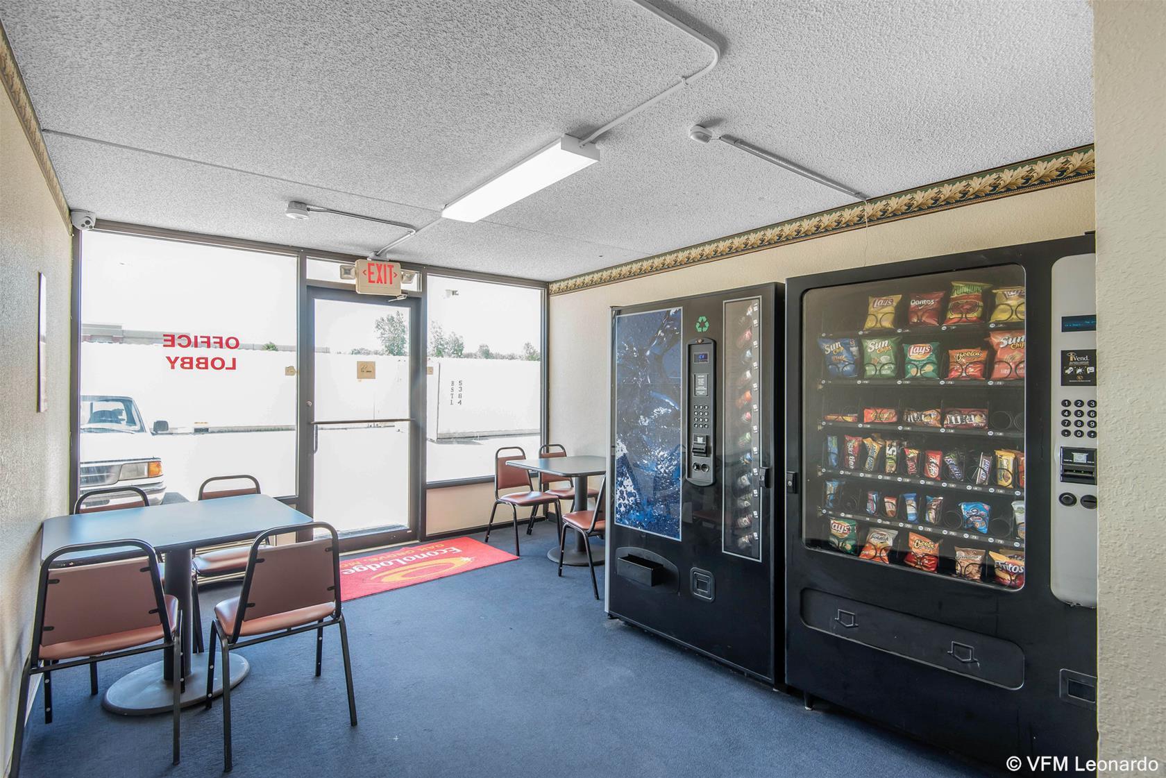 Econo Lodge Oak Grove-Blue Springs Екстериор снимка