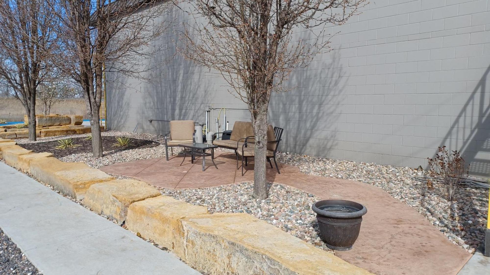 Econo Lodge Oak Grove-Blue Springs Екстериор снимка